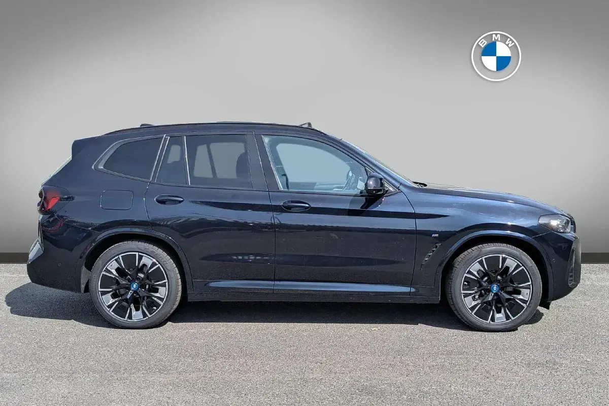 Used BMW iX3 M Sport 207 kW (282 HP) 2022 Black SUV