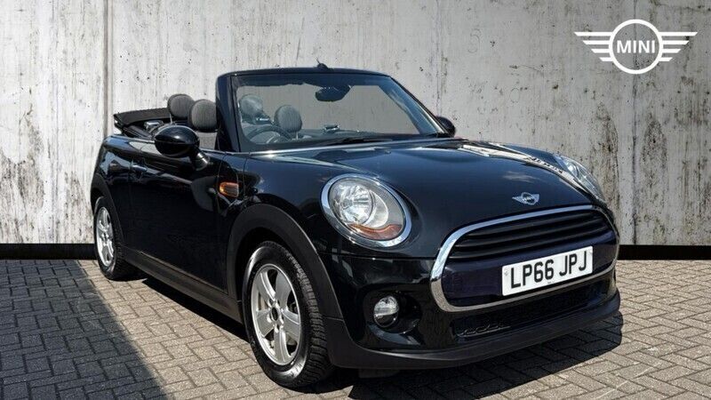 Black Used 2016 Mini Cooper Hatchback | £12,890 (Fair price) - Image 1/4