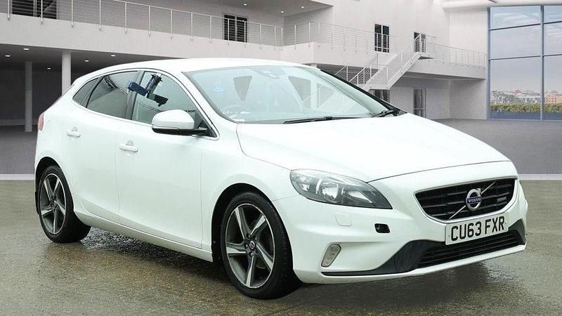 Used Volvo V40 R-Design 2013 White Hatchback