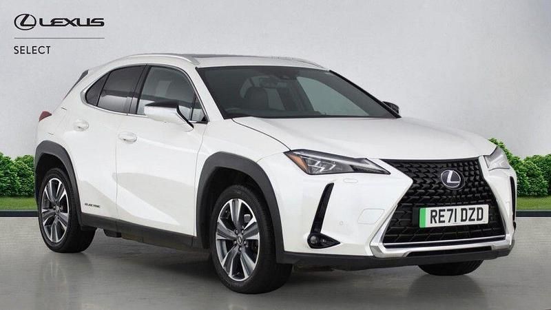 White Used 2021 Lexus UX 300e SUV | £16,950 (Expensive) - Image 1/4