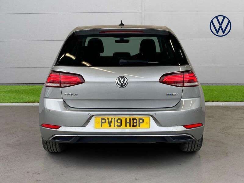 Used VW Golf VII Match 130 HP (95 kW) 2019 Silver Hatchback