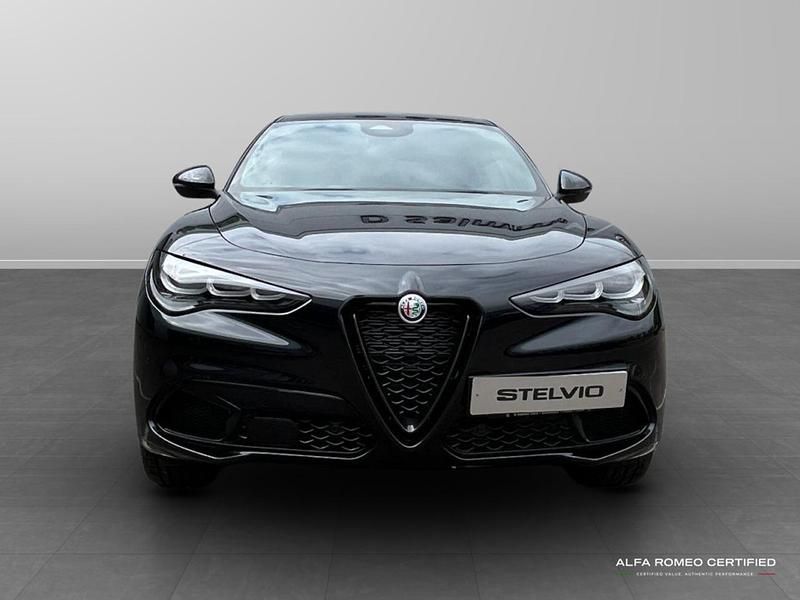 New Alfa Romeo Stelvio Veloce 276 HP (202 kW) 2026 Black SUV