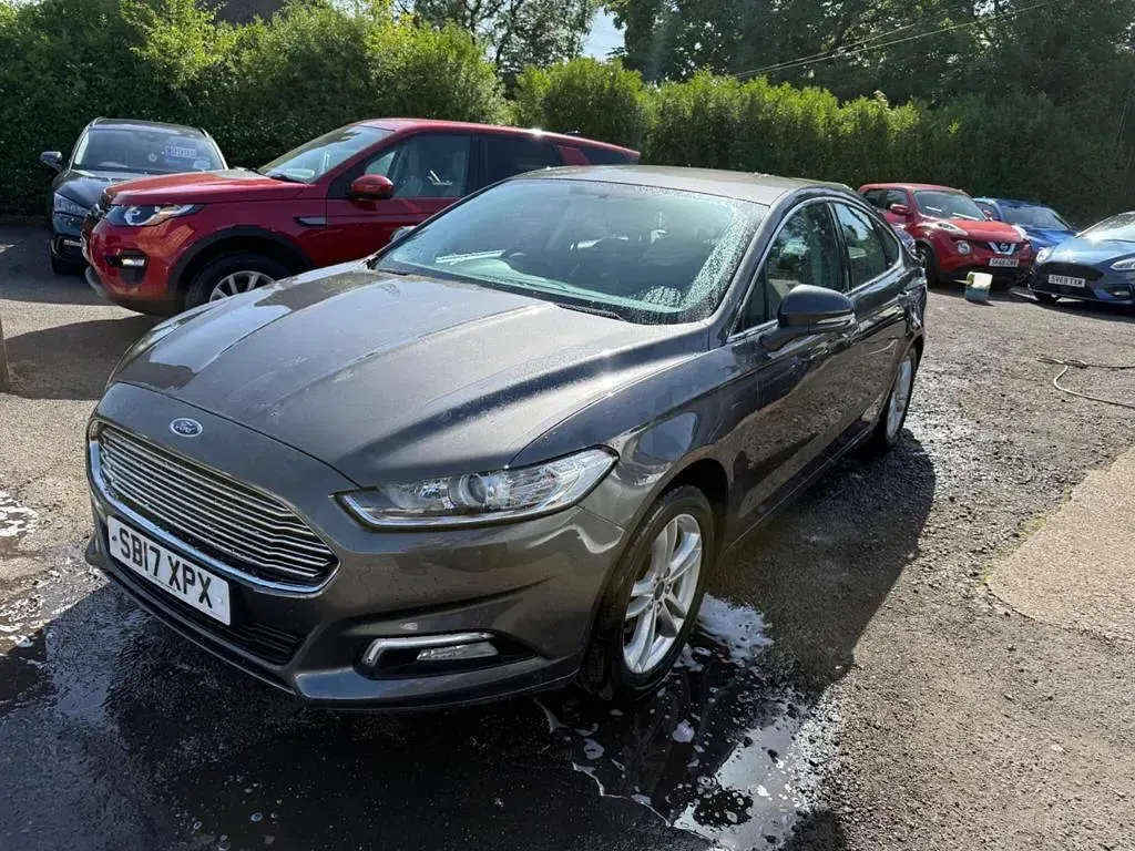Used Ford Mondeo Zetec 2017 Grey Hatchback