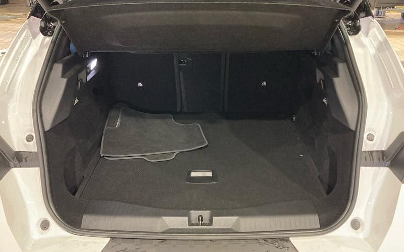 Used Vauxhall Grandland X Ultimate 136 HP (100 kW) 2025 White SUV