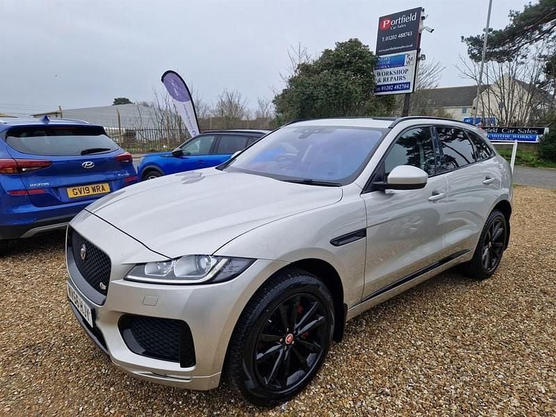 Used Jaguar F-Pace Supercharged 380 HP (279 kW) 2016 Gold SUV