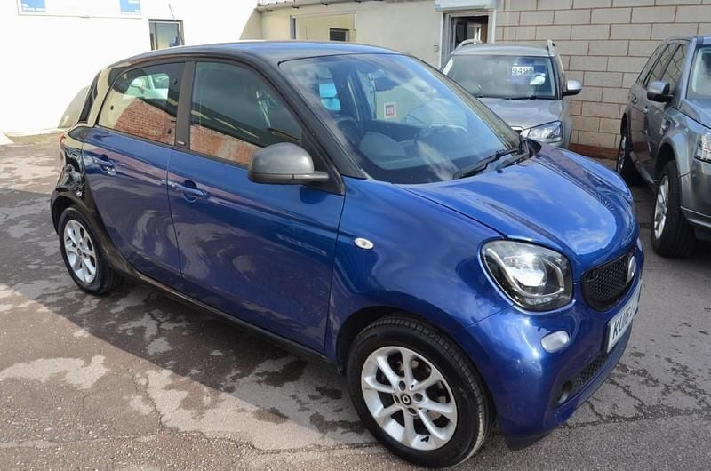 Blue Used 2016 Smart ForFour Passion Premium Hatchback | £4,495 (Good price) - Image 1/4
