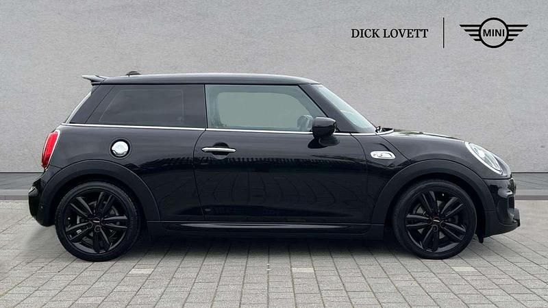 Used Mini Cooper S Sport 192 HP (141 kW) 2020 Midnight black  Hatchback