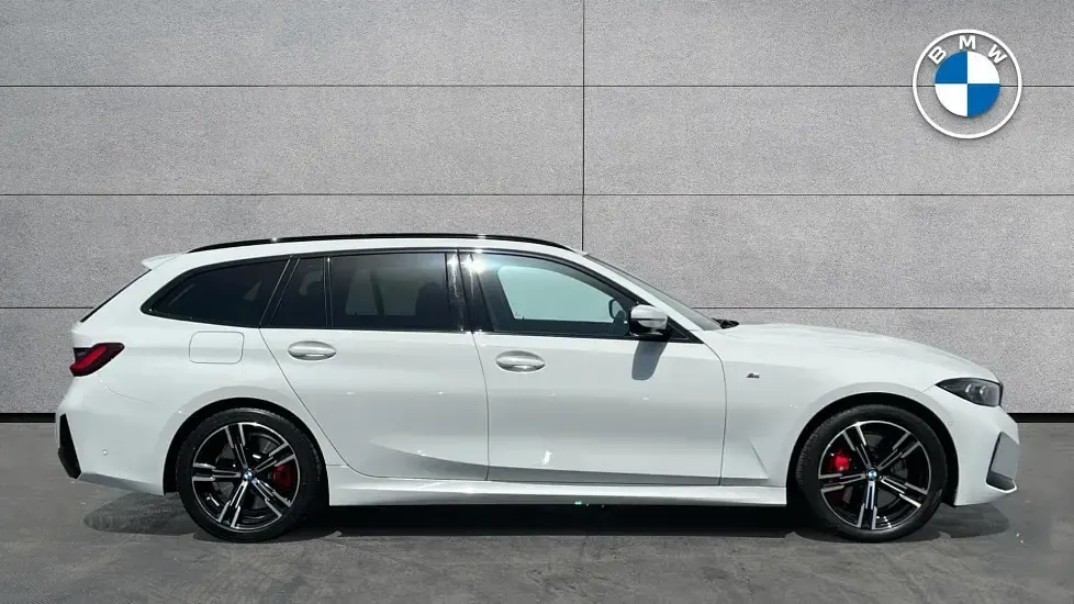 Used BMW 320 M Sport 181 HP (133 kW) 2024 White Estate