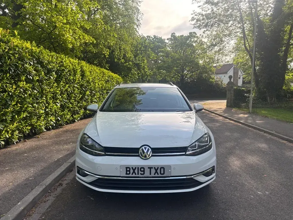 Usado VW Golf VII Match 115 HP (84 kW) 2019 Branco Carrinha