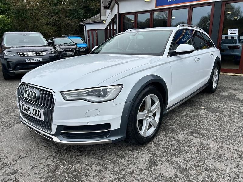 Used Audi A6 Allroad Comfort 218 HP (160 kW) 2016 White Estate