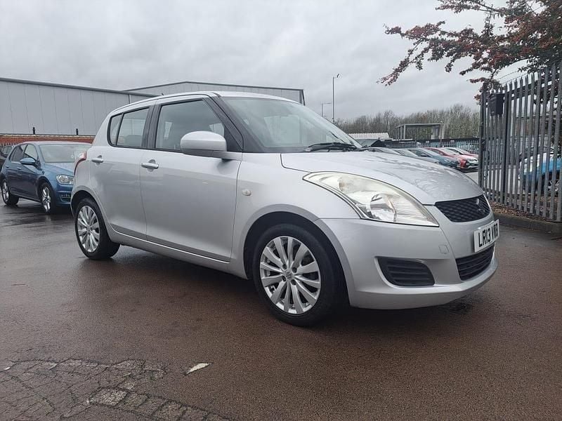 Silver Used 2013 Suzuki Swift SZ3 Hatchback | £5,399 (Fair price) - Image 1/4