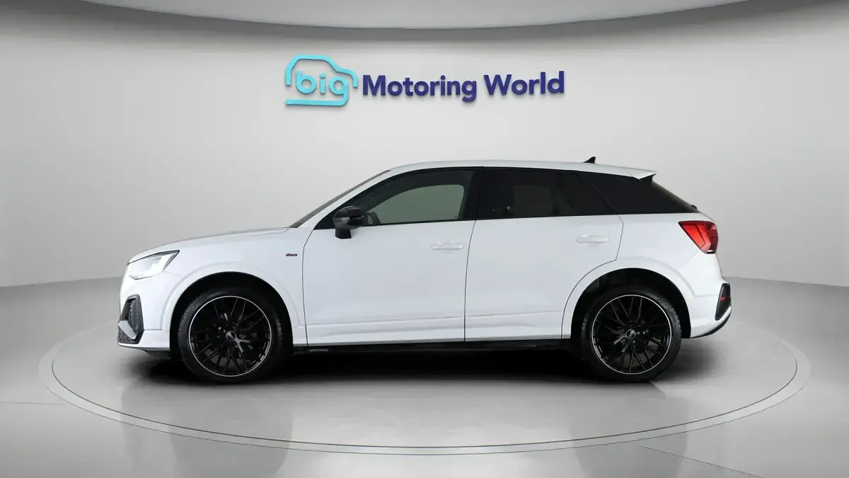Used Audi Q2 Black Edition 150 HP (110 kW) 2021 White SUV