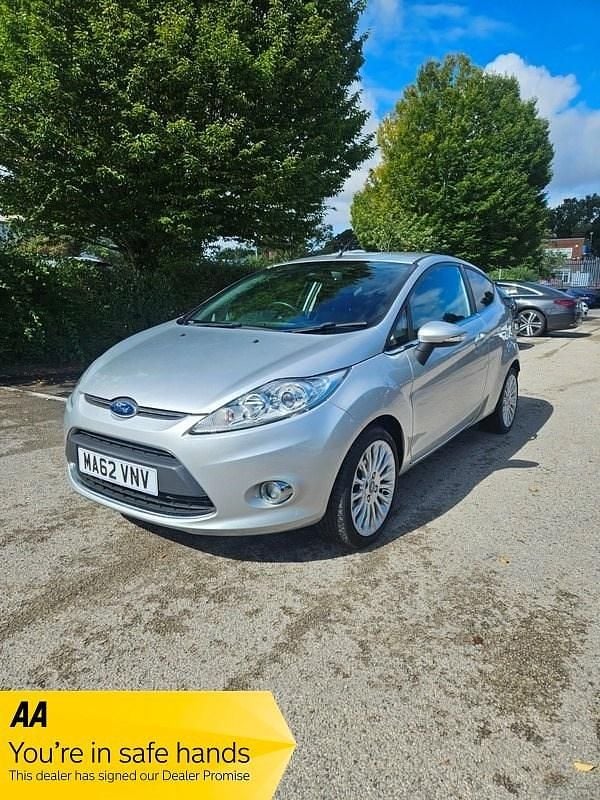 Silver Used 2012 Ford Fiesta Titanium Hatchback | £3,995 (Fair price) - Image 1/3