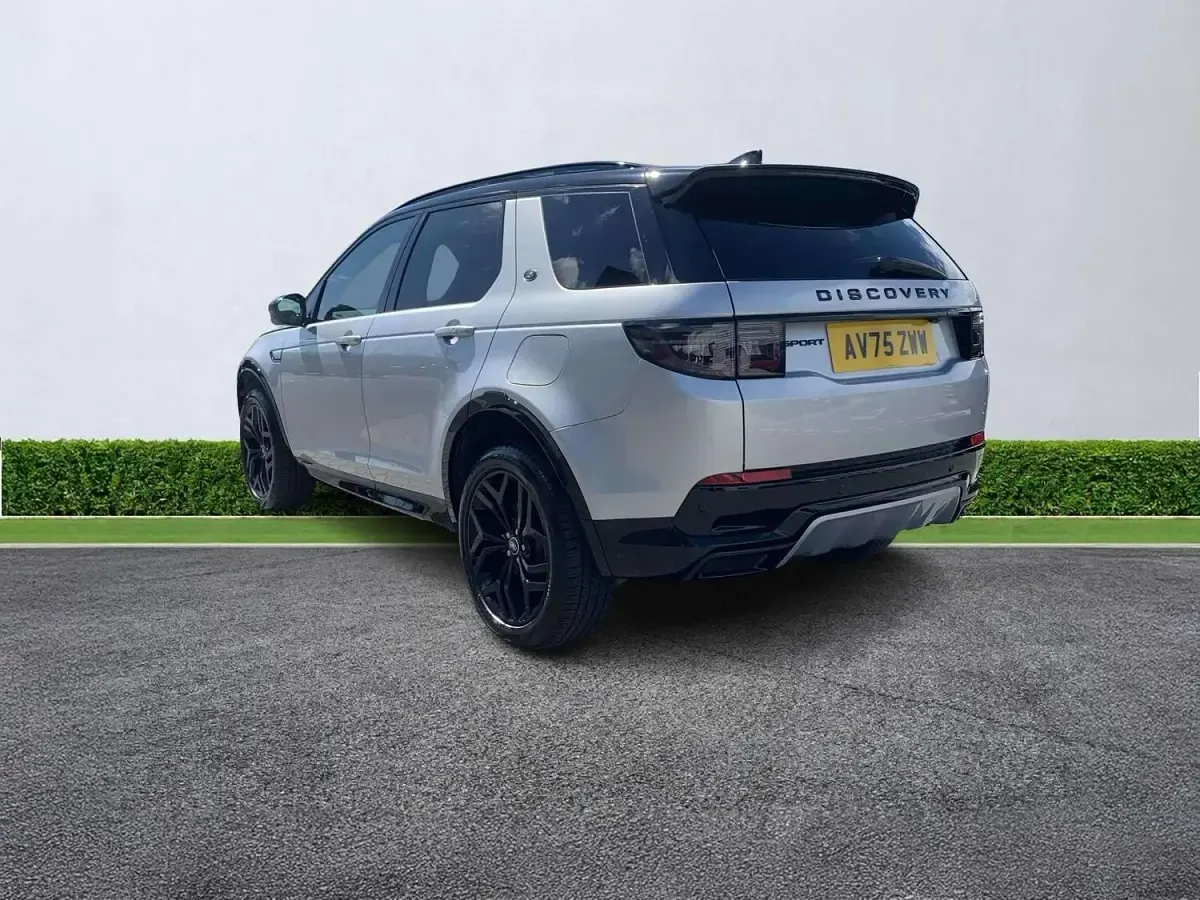 Used Land Rover Discovery Sport Landmark 269 HP (197 kW) 2025 Silver SUV