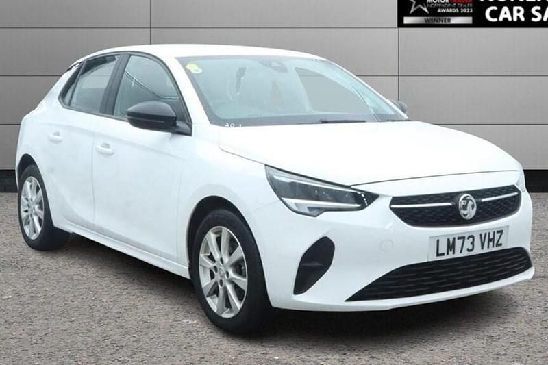 Used Vauxhall Corsa Design Edition 100 HP (73 kW) 2023 White Hatchback