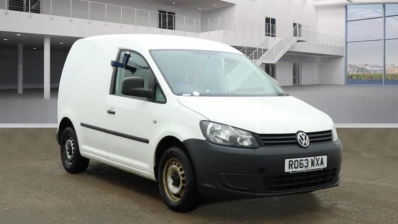 White Used 2013 VW Caddy Startline MPV | £5,494 (Fair price) - Image 1/4
