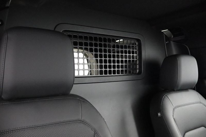 Used Land Rover Defender S 249 HP (183 kW) 2025 Blue SUV