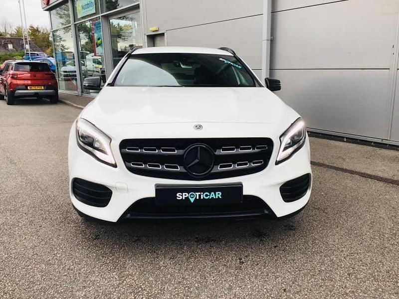 White Used 2018 Mercedes GLA220 AMG line SUV | £16,999 (Fair price) - Image 1/4