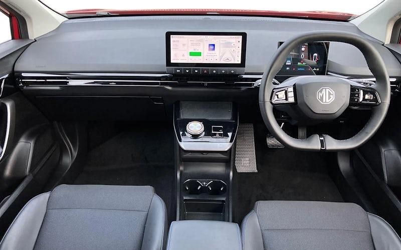 Used MG MG4 EV Trophy 150 kW (204 HP) 2025 Red Hatchback