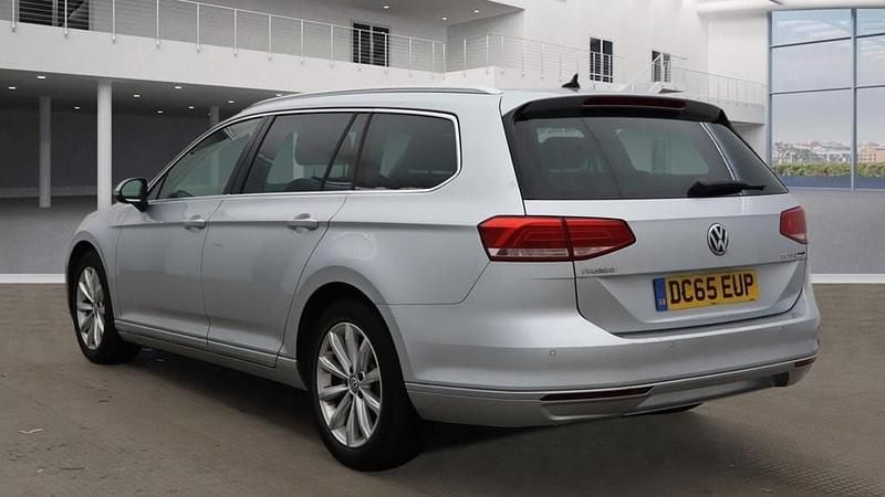 Used VW Passat Business 150 HP (110 kW) 2015 Silver Estate