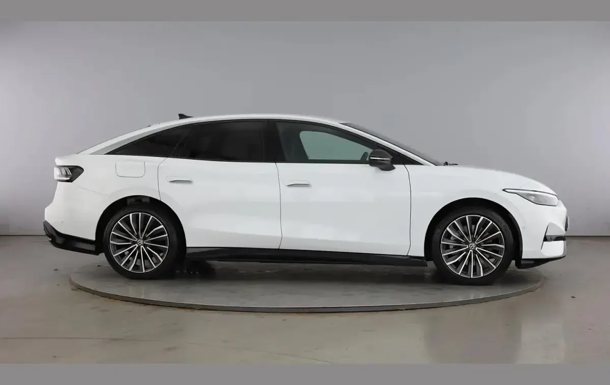 Used VW ID.7 Pro 206 kW (281 HP) 2026 White Hatchback