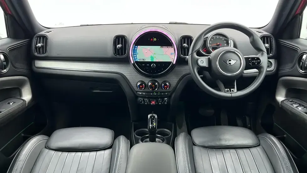 Usado Mini Cooper Countryman Exclusive 134 HP (98 kW) 2022 Vermelho SUV