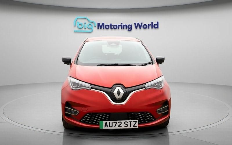 Used Renault Zoe Techno 100 kW (136 HP) 2023 Red Hatchback