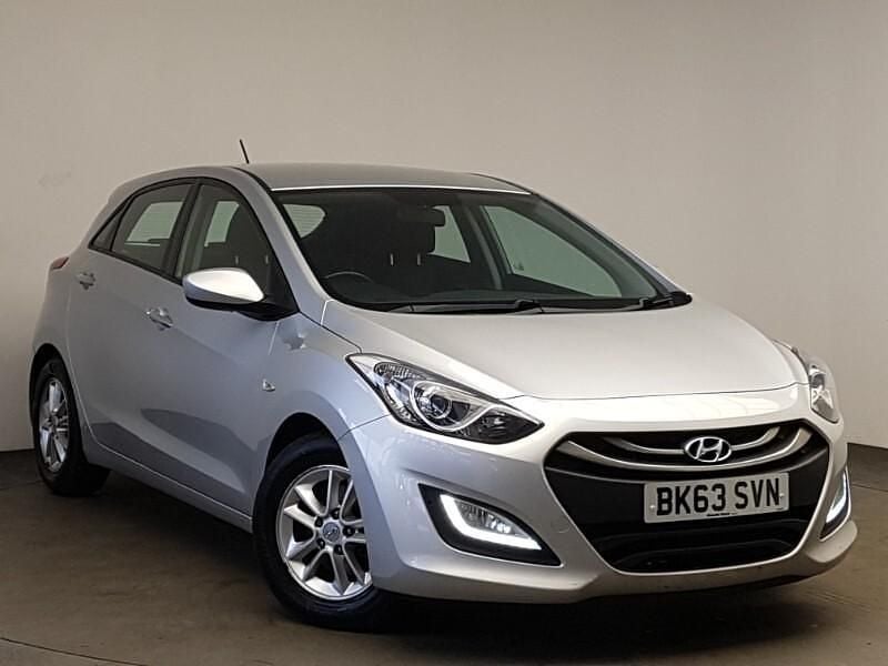 Silver Used 2013 Hyundai i30 Active Hatchback | £6,998 (Fair price) - Image 1/4