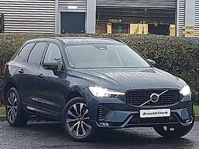 Used Volvo XC60 Plus 247 HP (181 kW) 2023 SUV