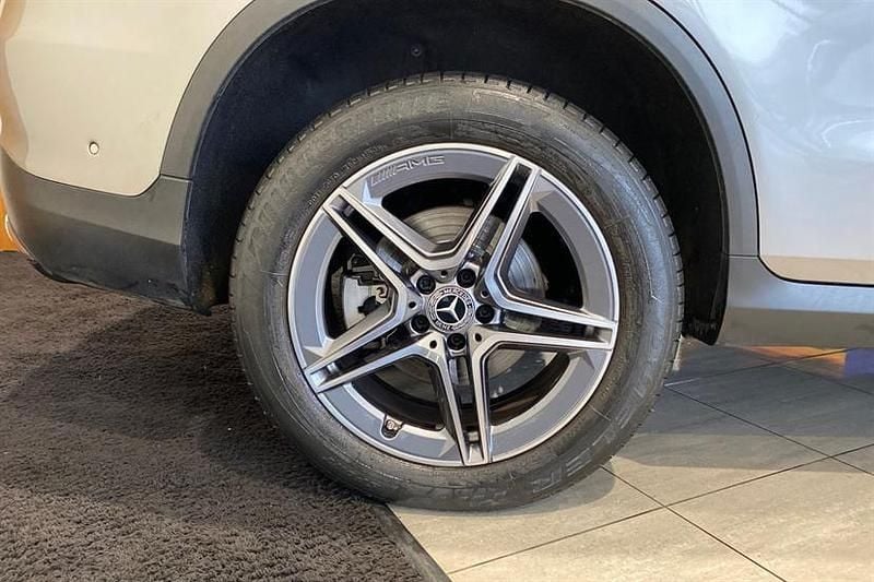 Used Mercedes GLC300 AMG line 306 HP (225 kW) 2021 Silver Estate