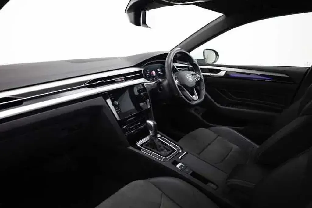 Used VW Arteon 218 HP (160 kW) 2023