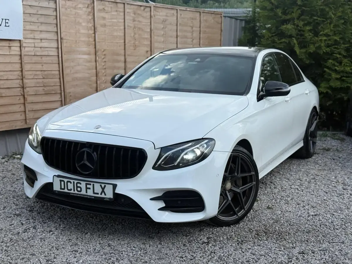 Used Mercedes E220 AMG line 2016 White Sedan