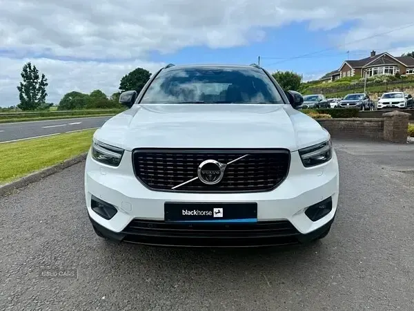 Used Volvo XC40 2018 White SUV