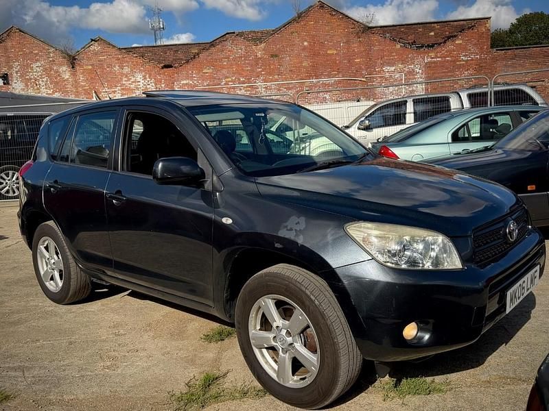 Grey Used 2006 Toyota RAV4 SUV | £1,599 (Fair price) - Image 1/4