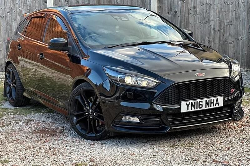 Black Used 2016 Ford Focus ST Hatchback | £7,499 (Good price) - Image 1/1