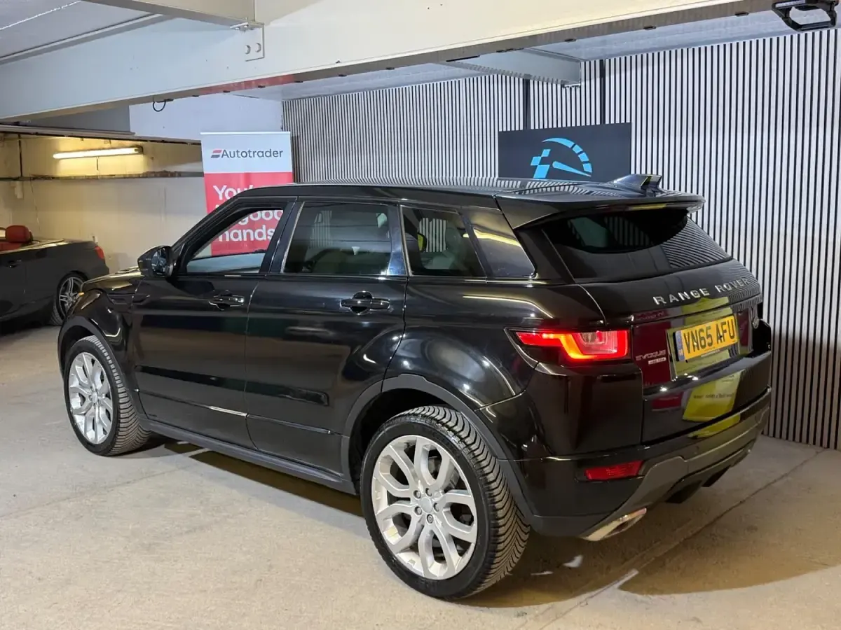 Used Land Rover Range Rover evoque HSE Dynamic 2015 Black Estate