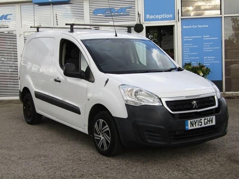 White Used 2015 Peugeot Partner S MPV | £2,400 (Super price) - Image 1/4