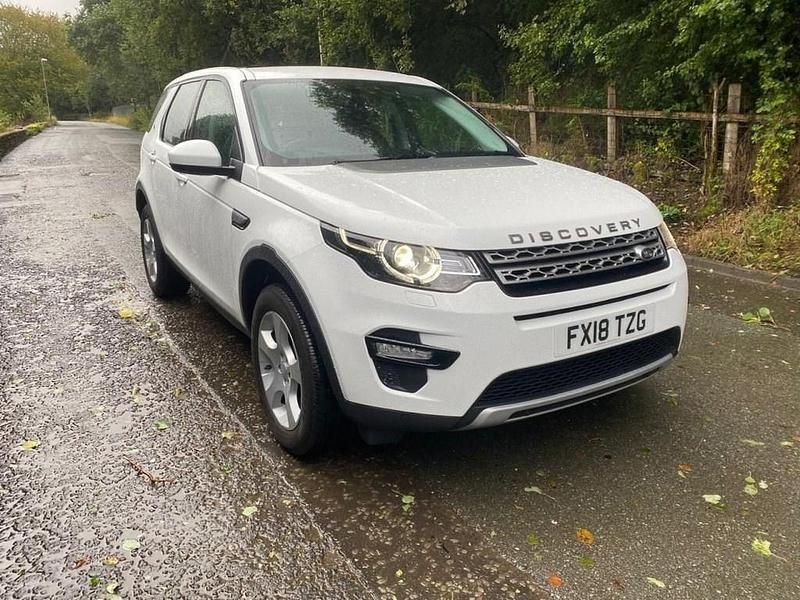 White Used 2018 Land Rover Discovery Sport HSE SUV | £8,990 (Fair price) - Image 1/3