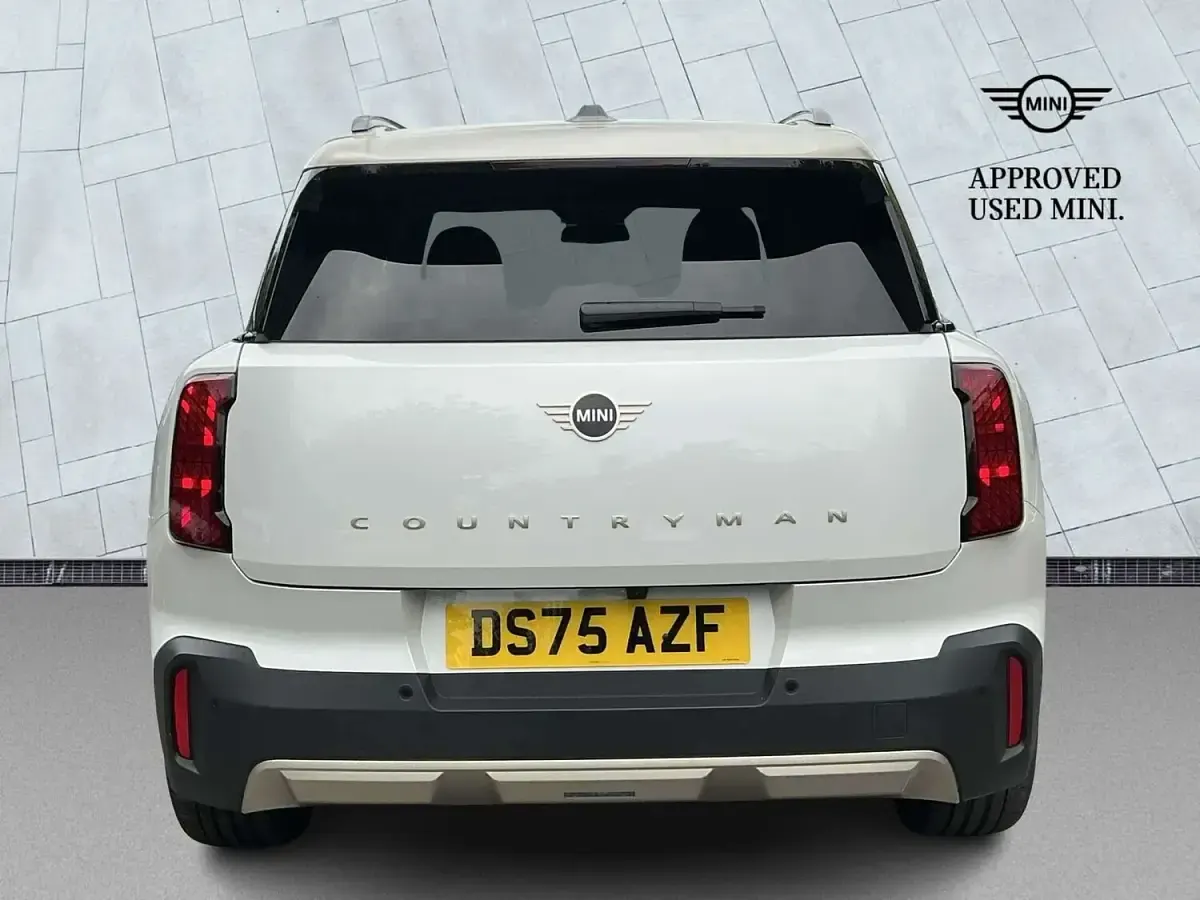 Used Mini Countryman Exclusive 170 HP (125 kW) 2026 White SUV