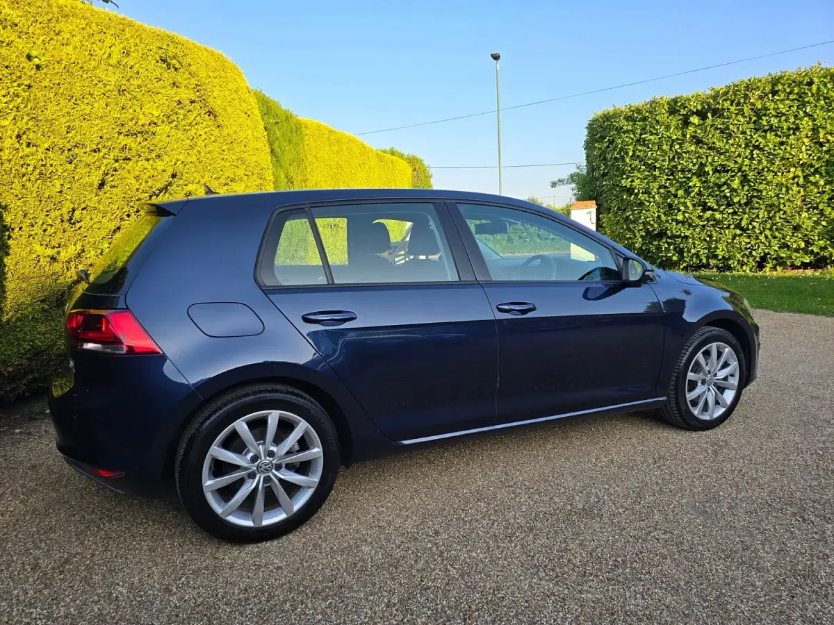 Used VW Golf VII Edition 2016 Blue Hatchback