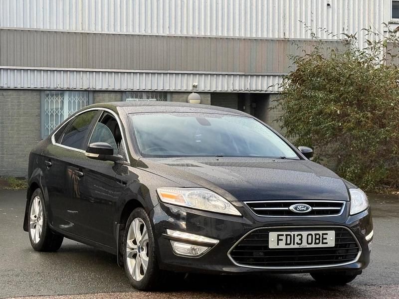 Black Used 2013 Ford Mondeo Business Edition Hatchback | £3,290 (Fair price) - Image 1/4