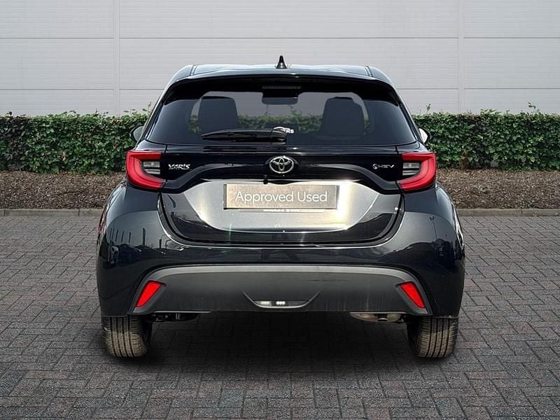 Used Toyota Yaris Hybrid Design 2025 Black Hatchback