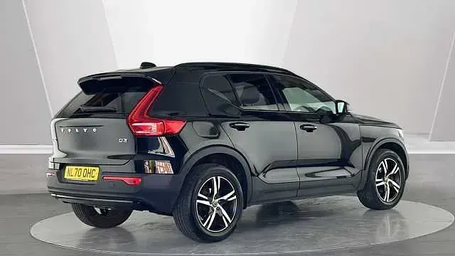 Used Volvo XC40 R-Design 148 HP (108 kW) 2021 SUV