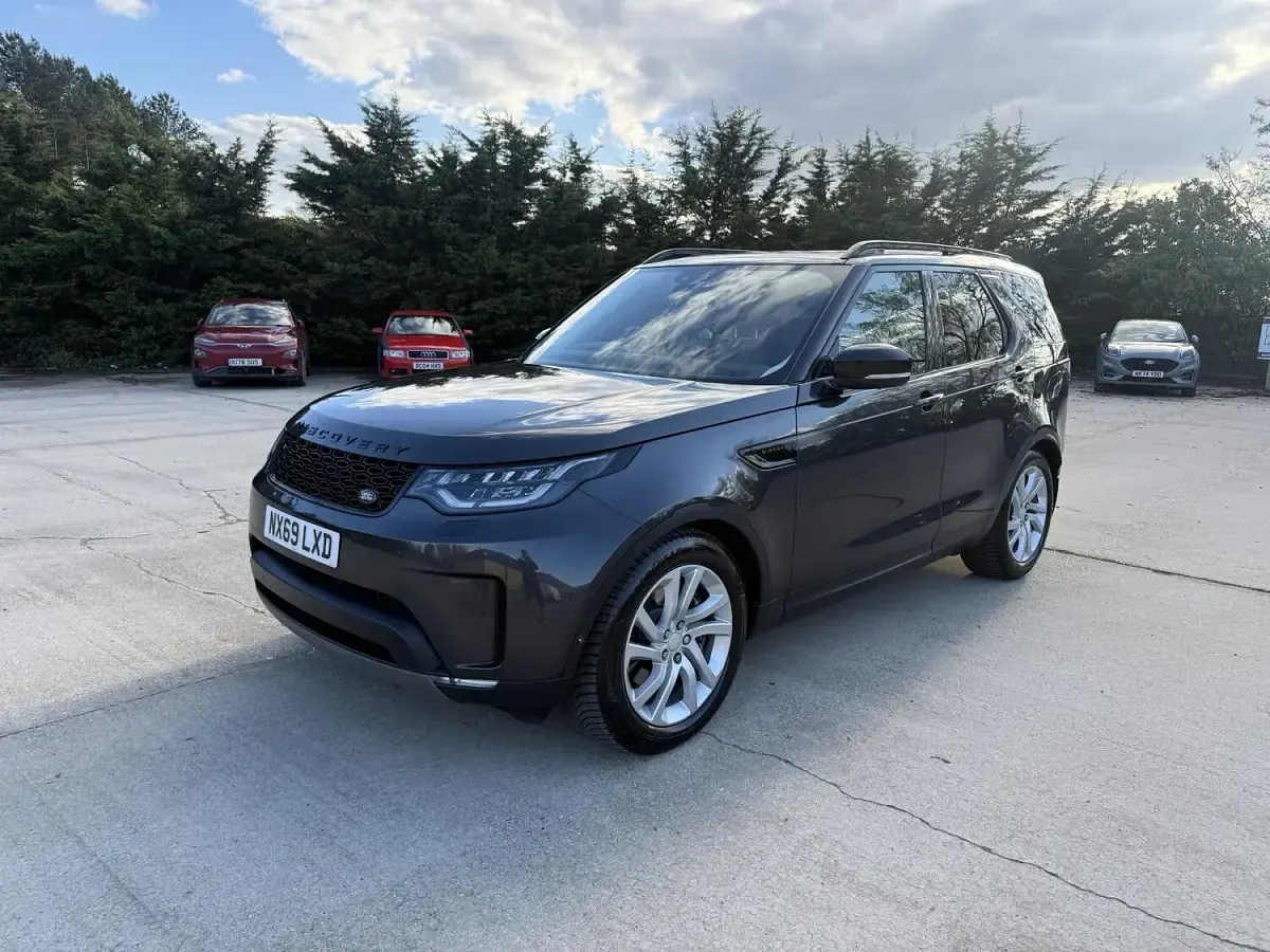 Used Land Rover Discovery HSE 306 HP (225 kW) 2019 Grey SUV