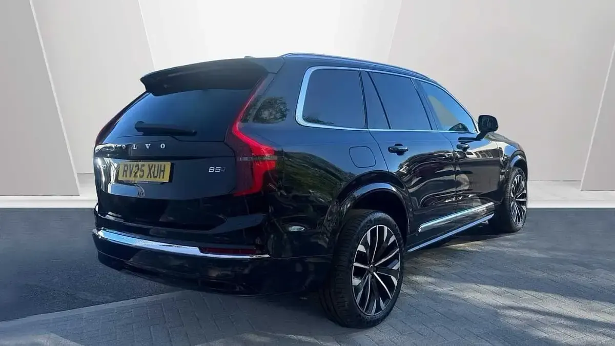 Usado Volvo XC90 Ultra 247 CV (181 kW) 2025 Negro SUV