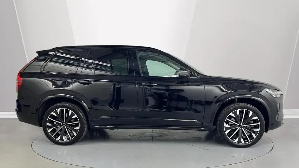 Novo Volvo XC90 Plus 449 HP (330 kW) 2026 Preto SUV