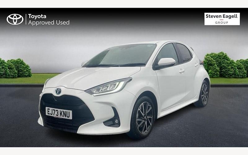 Used Toyota Yaris Hybrid Design 116 HP (85 kW) 2025 Hatchback