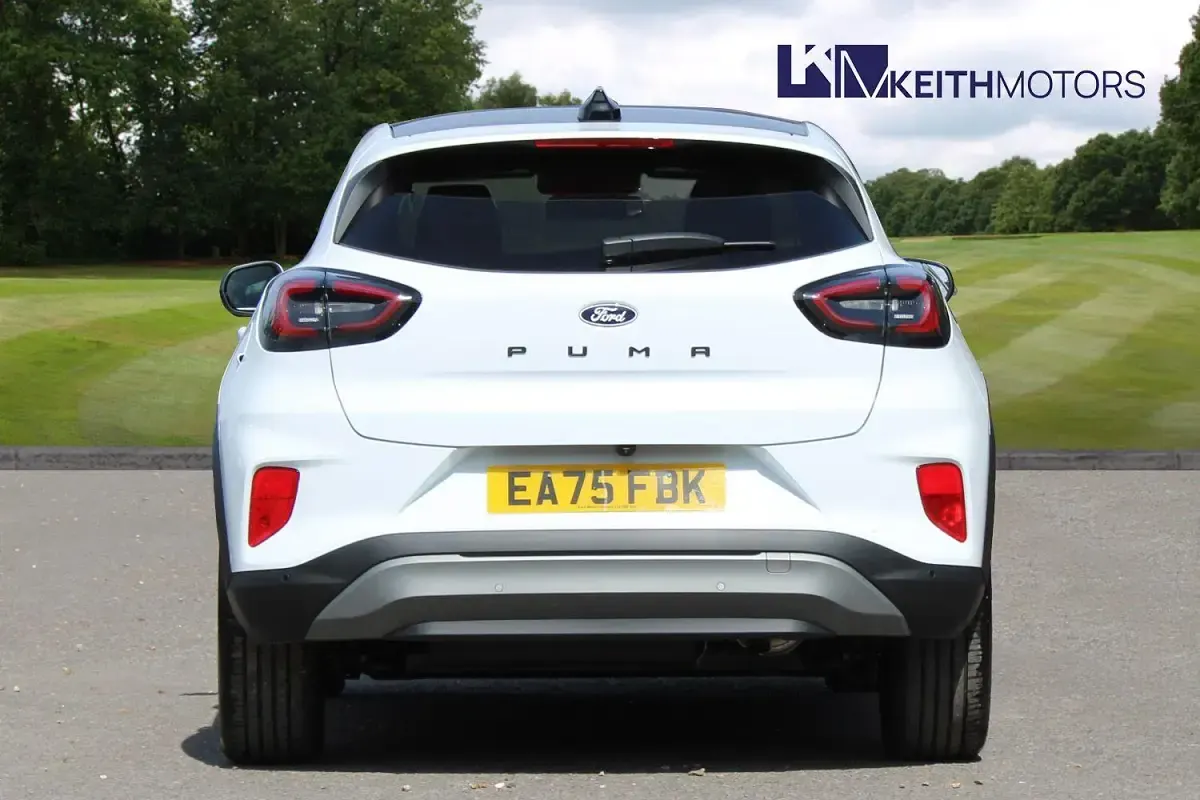 Used Ford Puma Titanium 125 HP (91 kW) 2025 White SUV