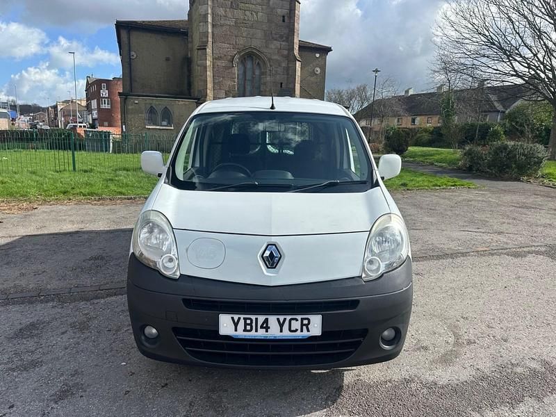 Used Renault Kangoo 44 kW (60 HP) 2014 White MPV