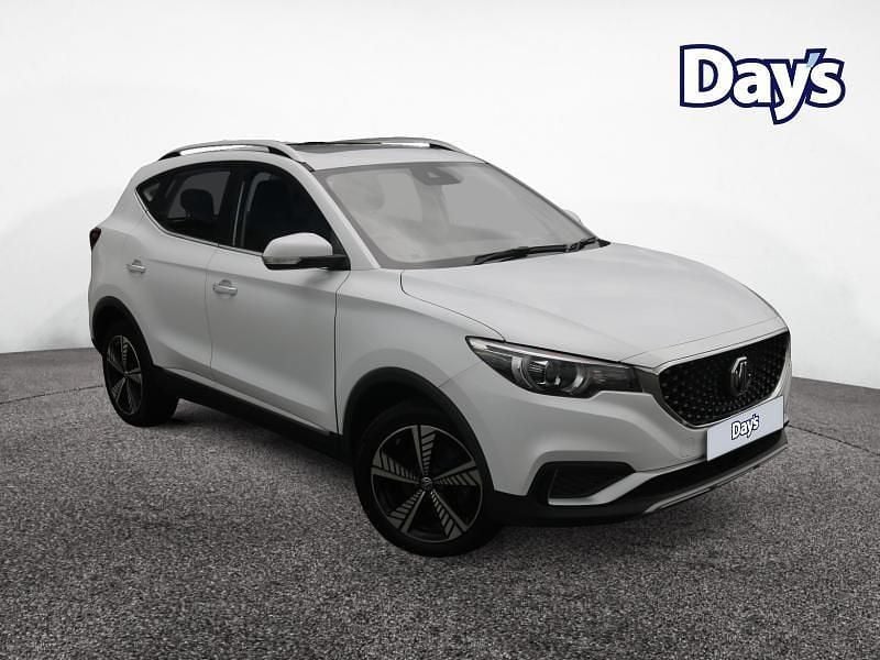 White Used 2020 MG ZS Exclusive Sedan | £9,399 (Good price) - Image 1/4